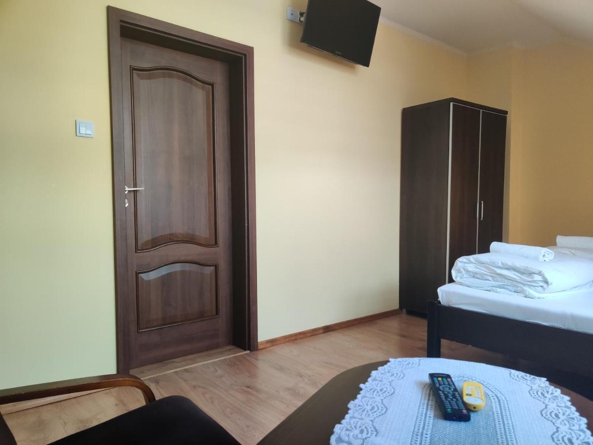 Cztery Pory Roku Guest House Białowieża Eksteriør bilde