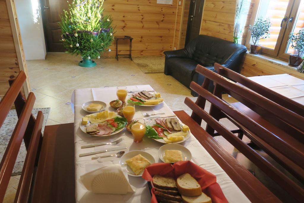Cztery Pory Roku Guest House Białowieża Eksteriør bilde