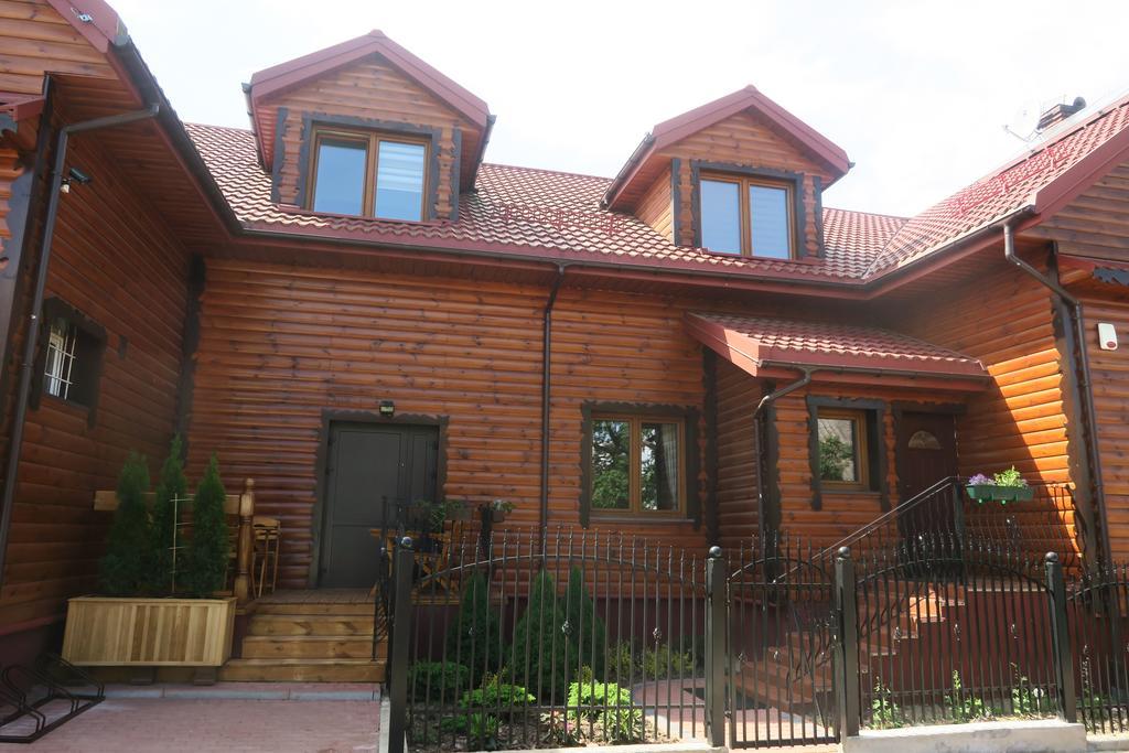 Cztery Pory Roku Guest House Białowieża Eksteriør bilde